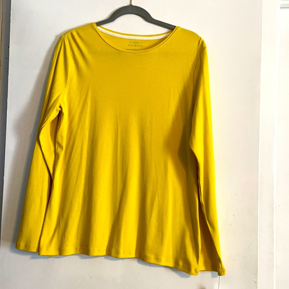 Long sleeve pullover